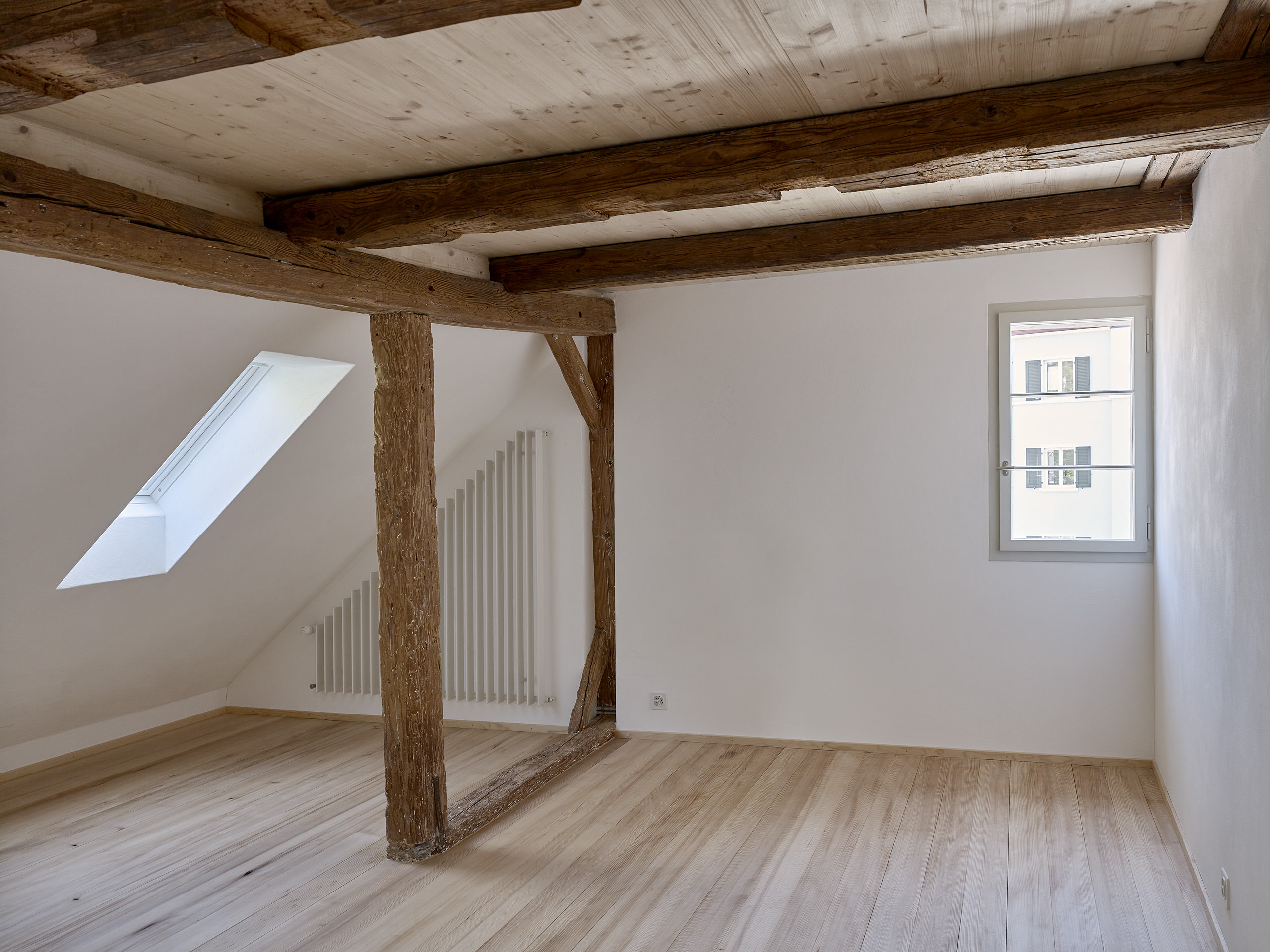 E19715 Alpa 094239 SCREEN